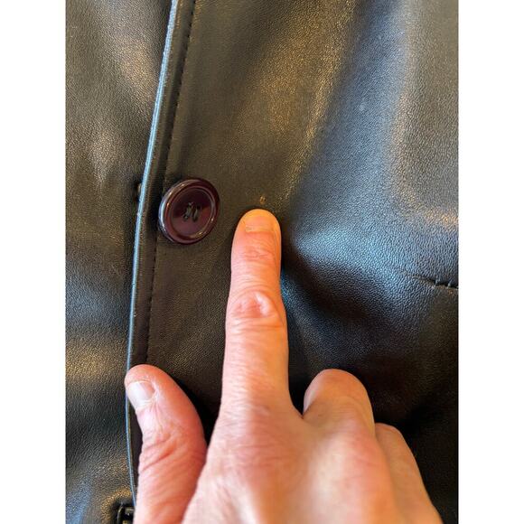 Vintage Women’s Black Genuine Leather Jacket with Buttons and Belt - Picture 6 of 10